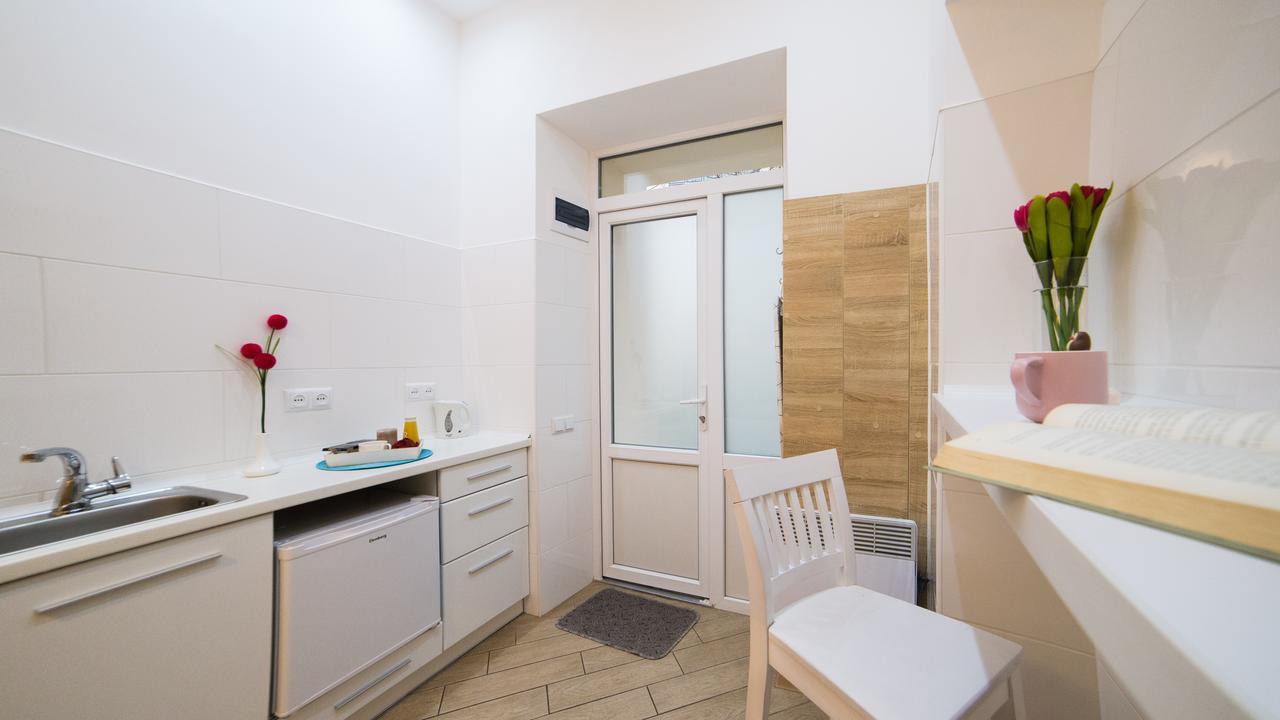 Smart Apartment On Filatova Львов Экстерьер фото